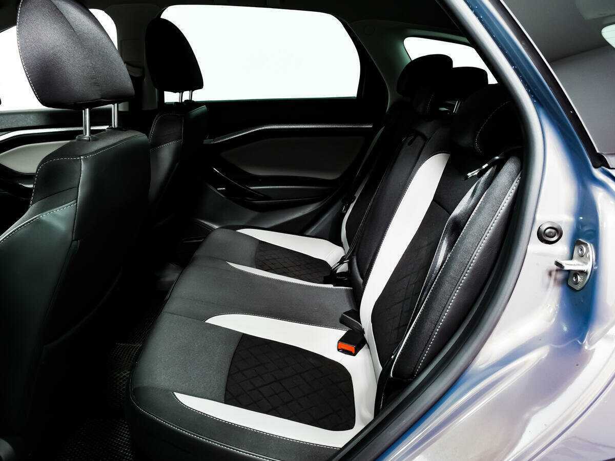 Lada (ВАЗ) Vesta с пробегом — 2019 год. Фото: #11