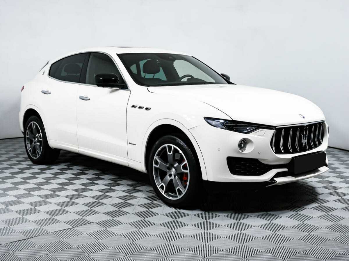 Maserati Levante с пробегом — 2017 год. Фото: #2