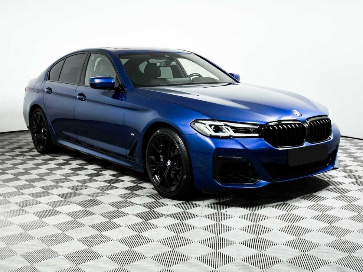 BMW 5 серии с пробегом — 2022 год. Фото: #2