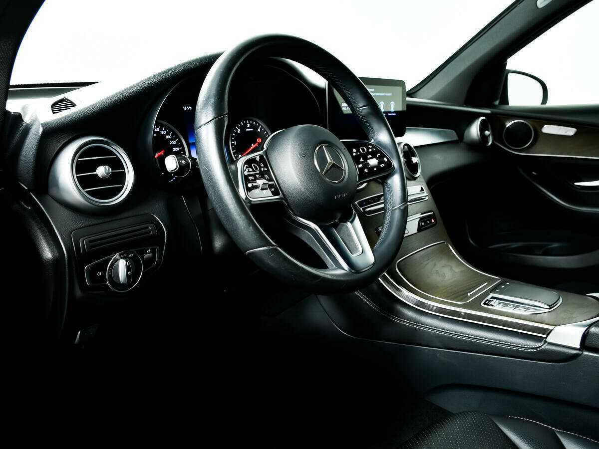 Mercedes-Benz GLC с пробегом — 2019 год. Фото: #12