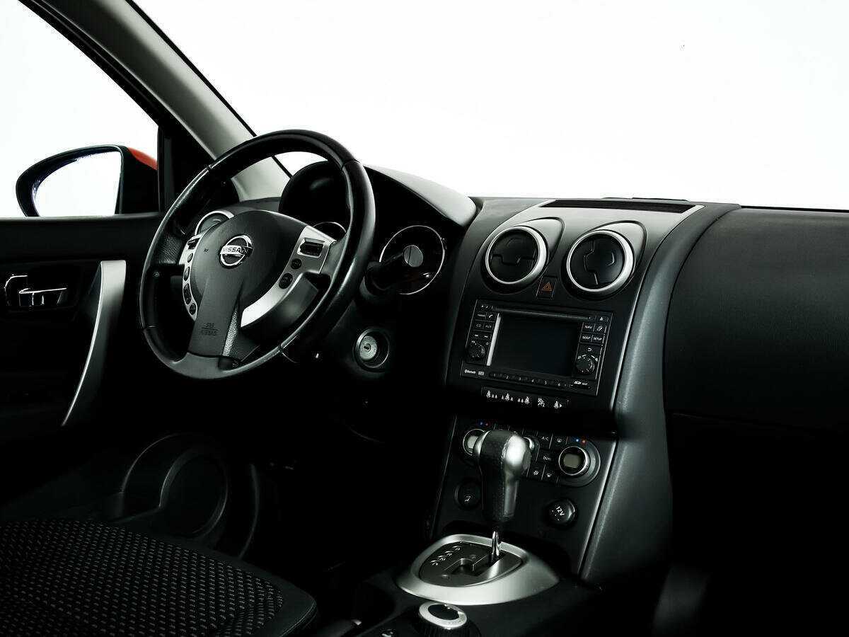 Nissan Qashqai с пробегом — 2010 год. Фото: #8
