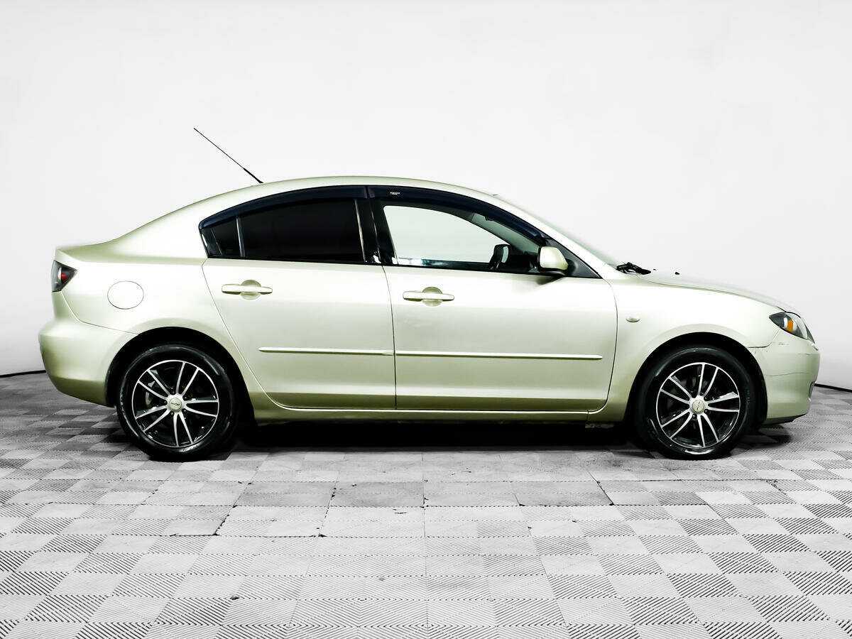 Mazda 3 с пробегом — 2008 год. Фото: #3