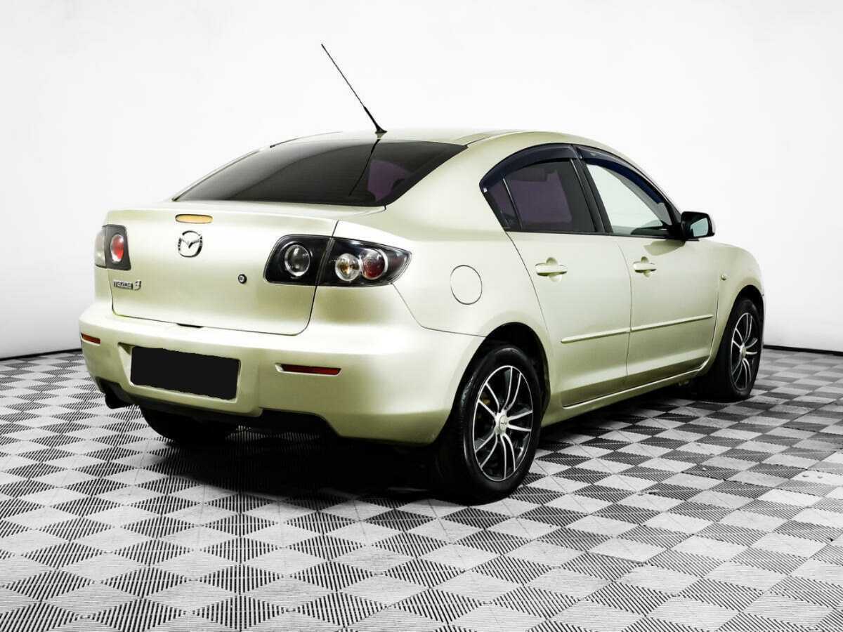 Mazda 3 с пробегом — 2008 год. Фото: #4