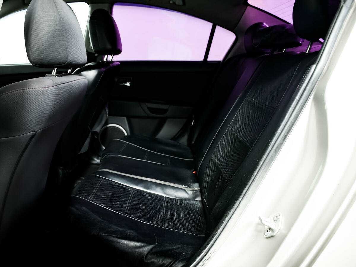 Mazda 3 с пробегом — 2008 год. Фото: #11