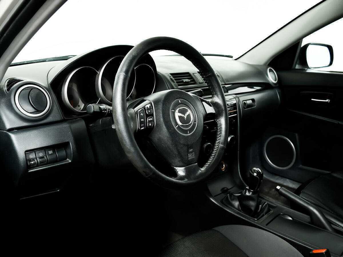 Mazda 3 с пробегом — 2008 год. Фото: #12