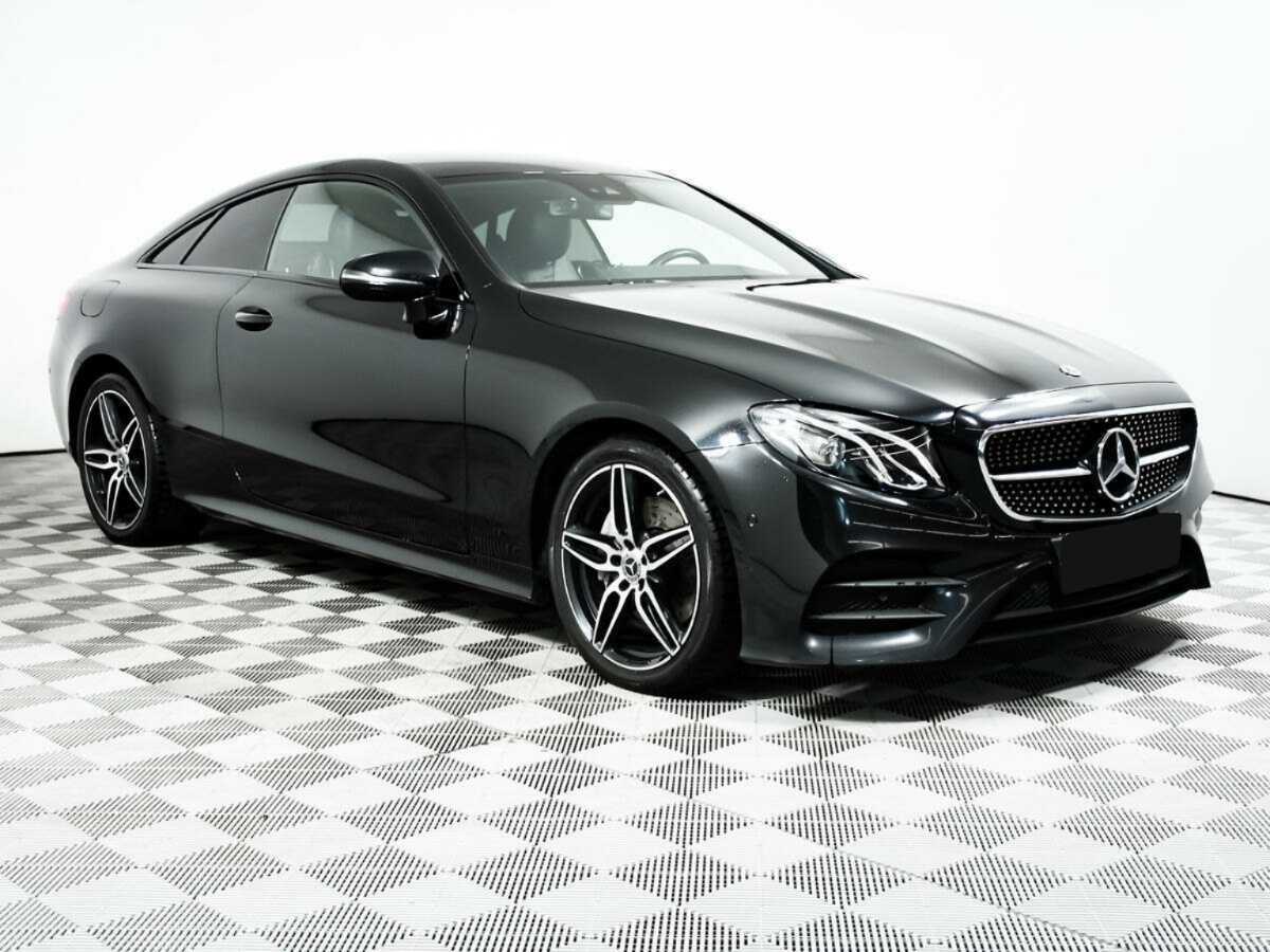 Mercedes-Benz E-Класс с пробегом — 2018 год. Фото: #2