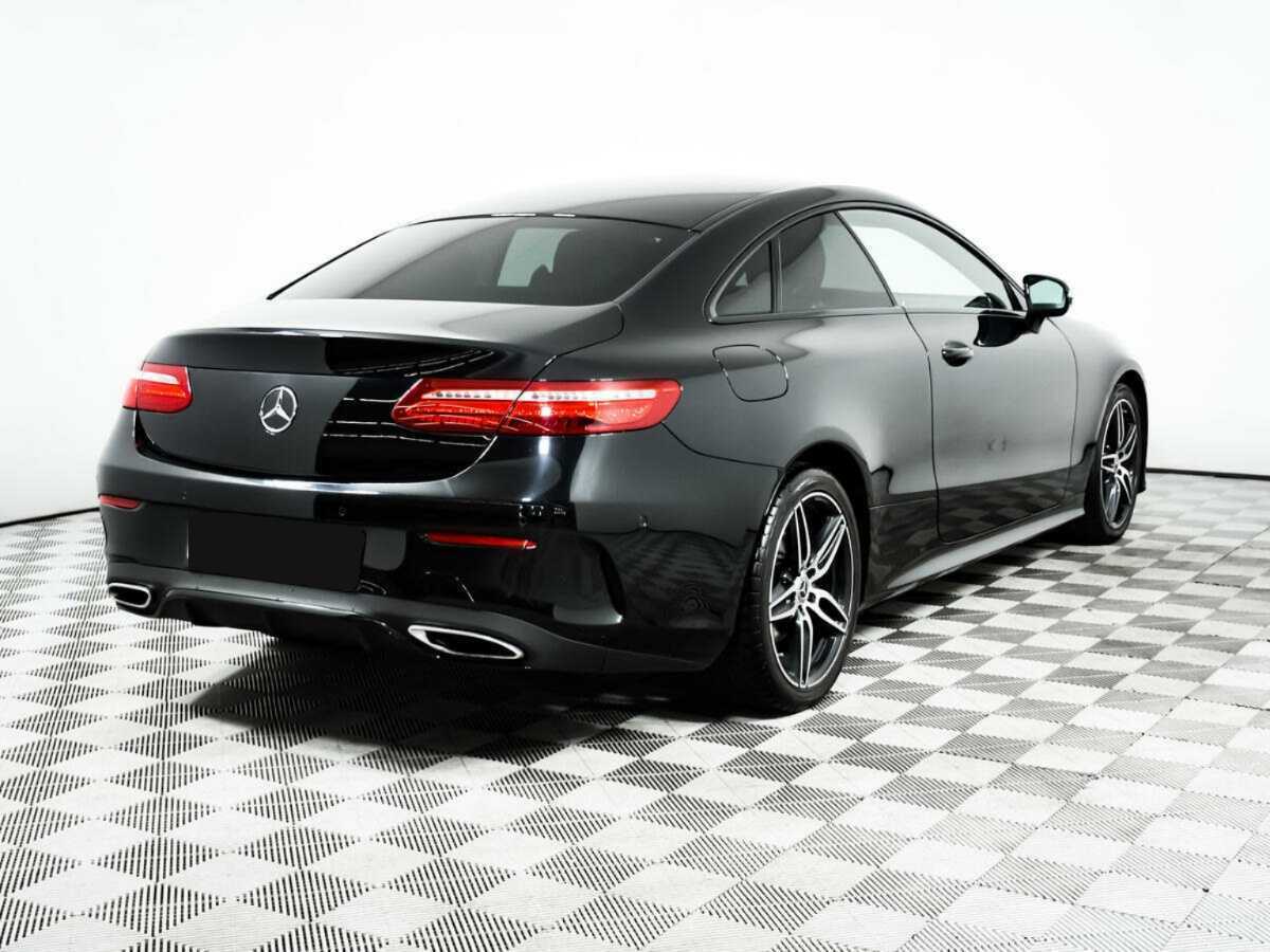 Mercedes-Benz E-Класс с пробегом — 2018 год. Фото: #4