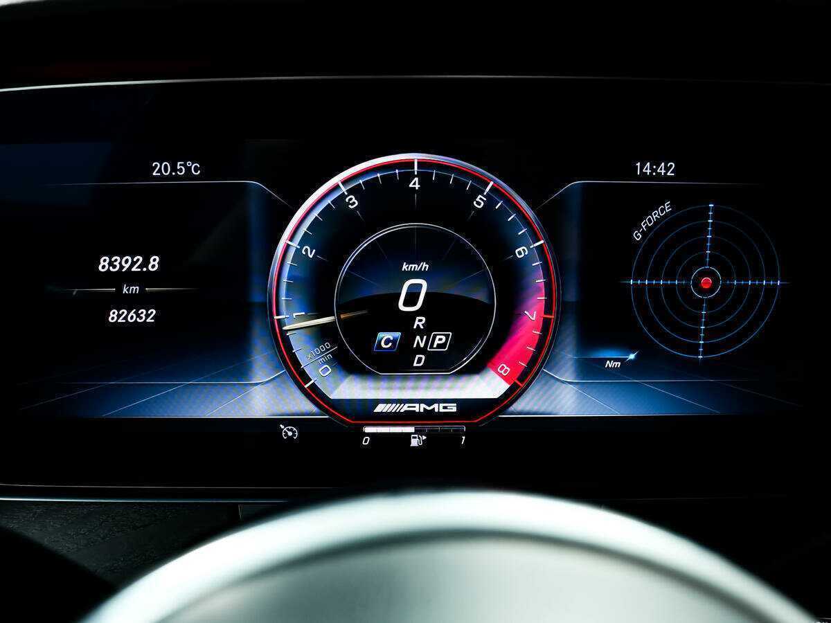 Mercedes-Benz E-Класс с пробегом — 2018 год. Фото: #9