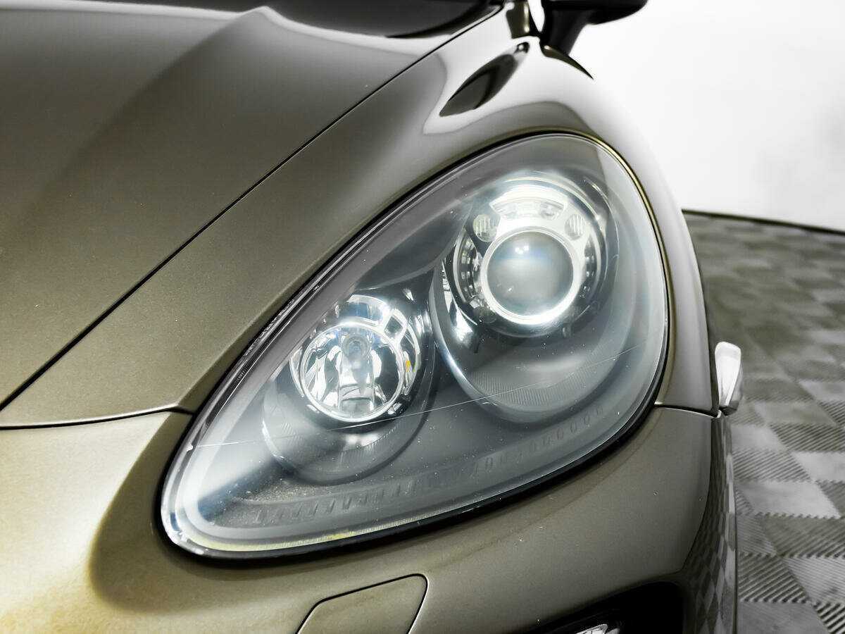 Porsche Cayenne с пробегом — 2012 год. Фото: #12
