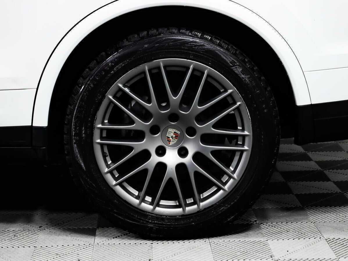 Porsche Cayenne с пробегом — 2016 год. Фото: #11