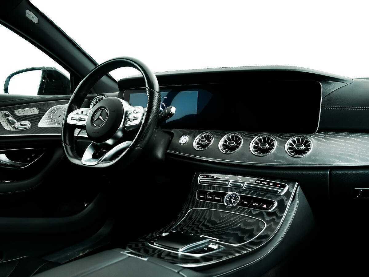 Mercedes-Benz CLS с пробегом — 2020 год. Фото: #8