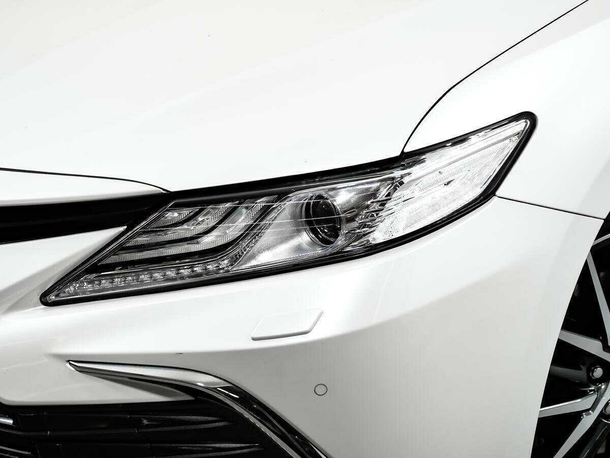Toyota Camry с пробегом — 2021 год. Фото: #14