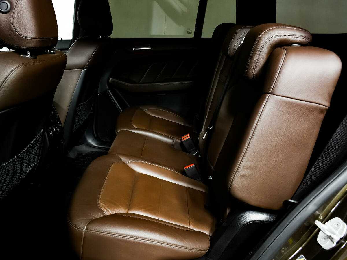 Mercedes-Benz GL-Класс с пробегом — 2014 год. Фото: #9