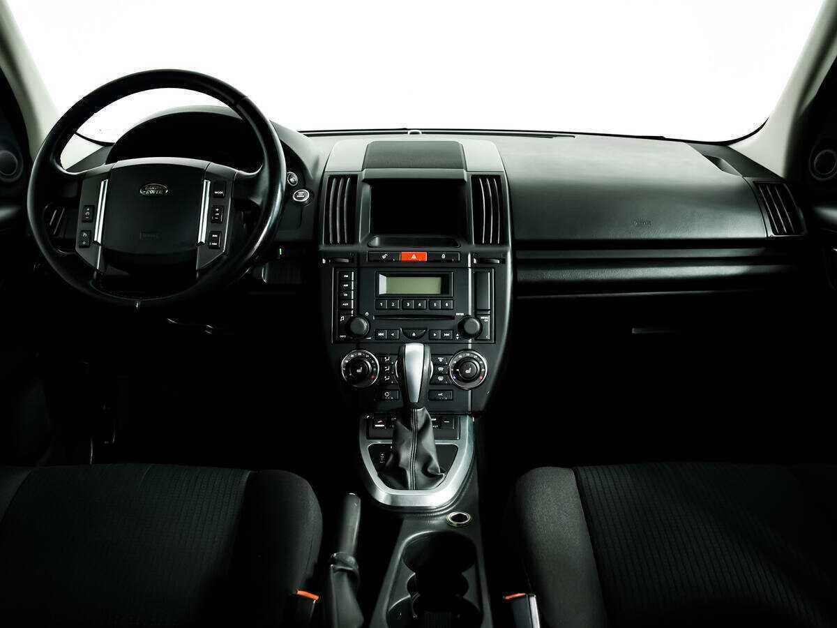 Land Rover Freelander с пробегом — 2010 год. Фото: #10