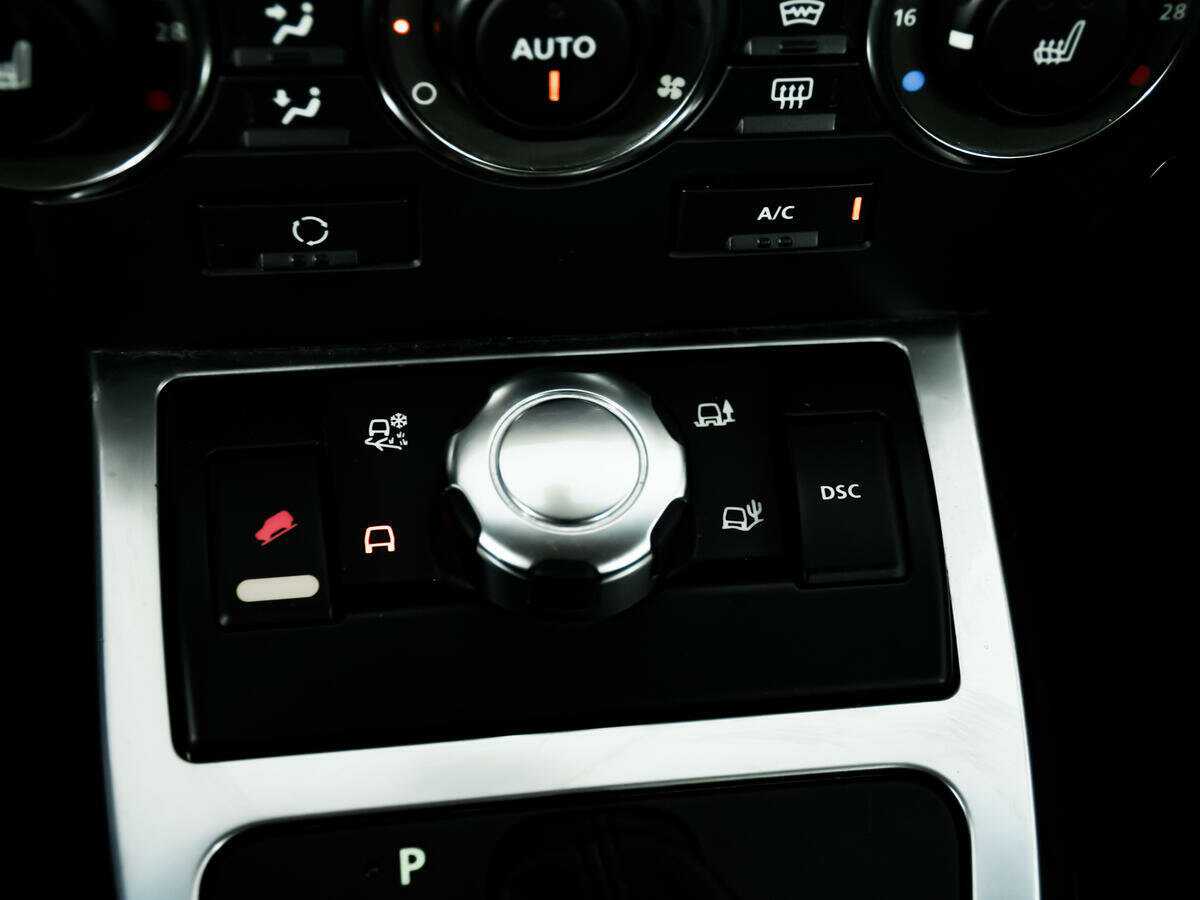 Land Rover Freelander с пробегом — 2010 год. Фото: #15