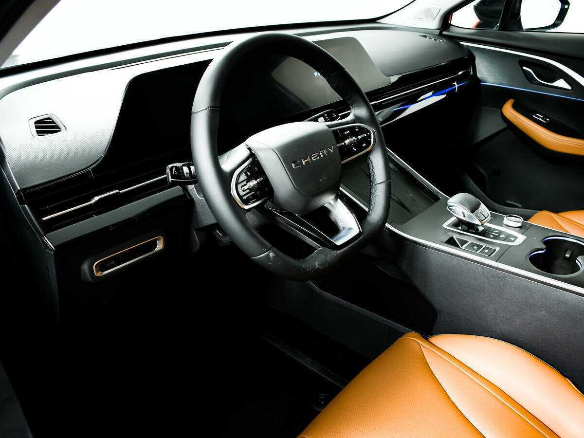 OMODA C5 с пробегом — 2022 год. Фото: #12