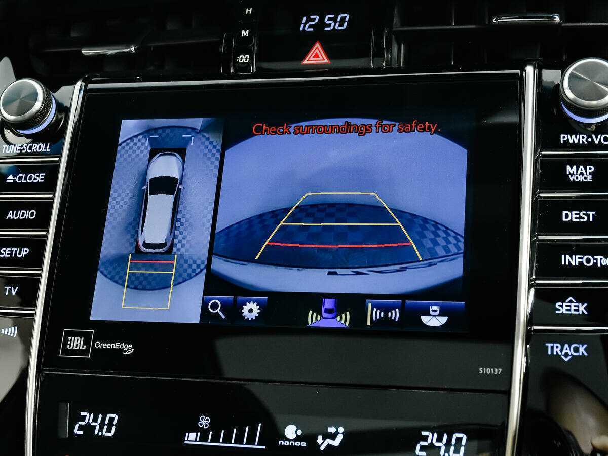 Toyota Harrier с пробегом — 2016 год. Фото: #15