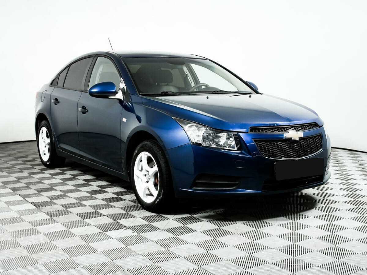 Chevrolet Cruze с пробегом — 2011 год. Фото: #2