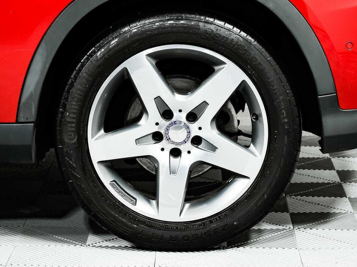 Mercedes-Benz GLA с пробегом — 2014 год. Фото: #13