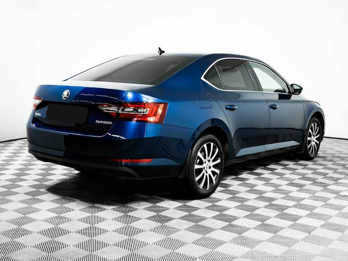 Skoda Superb с пробегом — 2019 год. Фото: #4