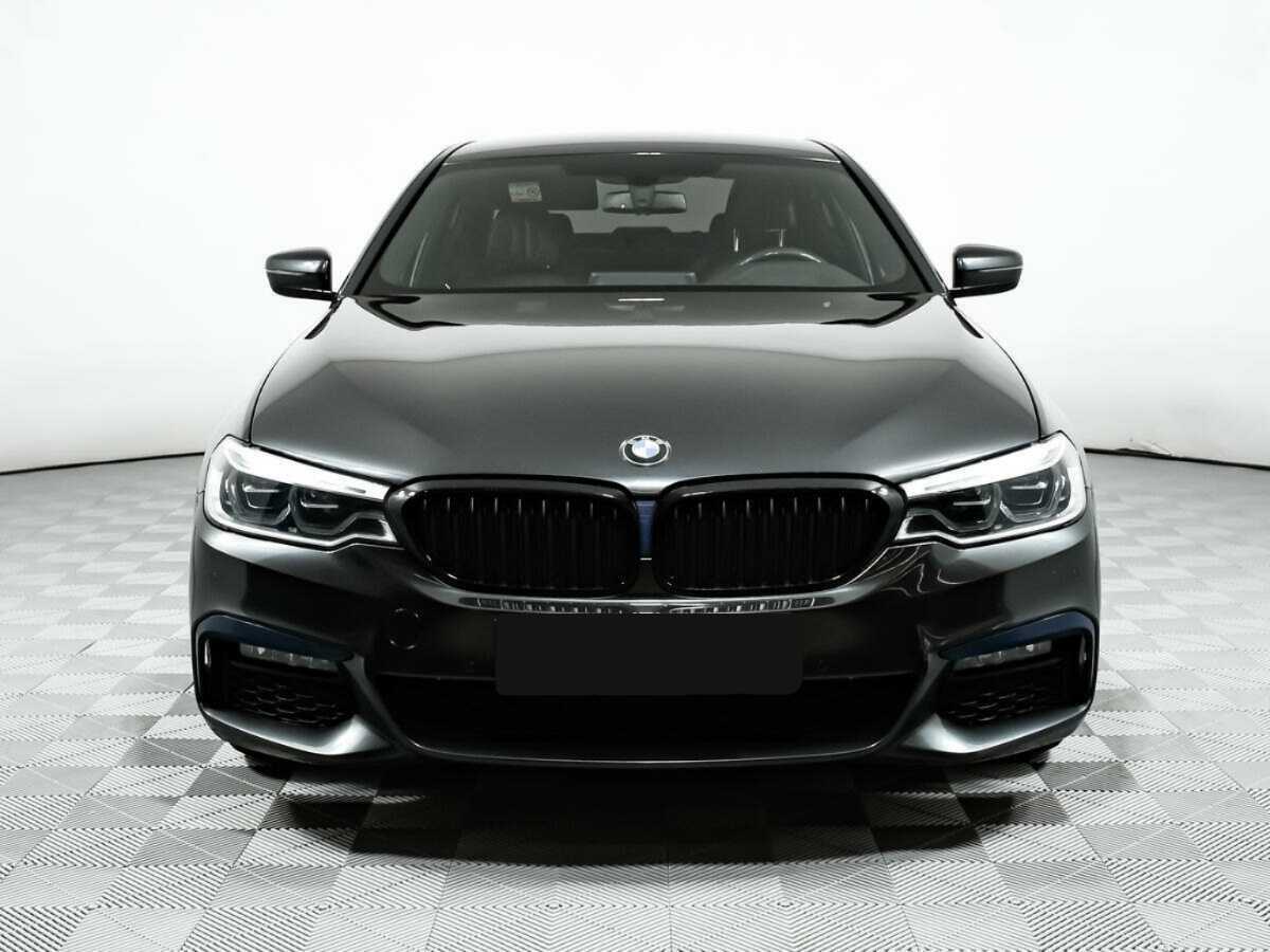 BMW 5 серии с пробегом — 2019 год. Фото: #1