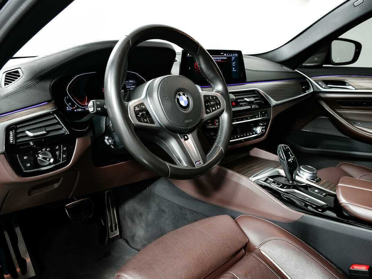 BMW 5 серии с пробегом — 2019 год. Фото: #11