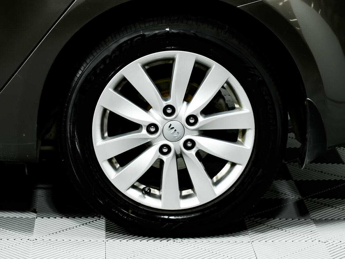 Kia Cerato с пробегом — 2014 год. Фото: #13