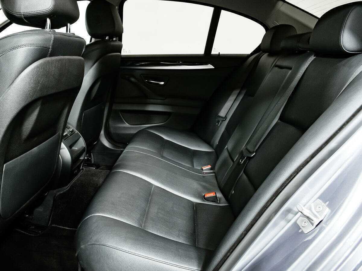 BMW 5 серии с пробегом — 2014 год. Фото: #10