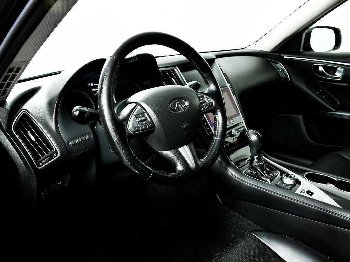 Infiniti Q50 с пробегом — 2015 год. Фото: #12