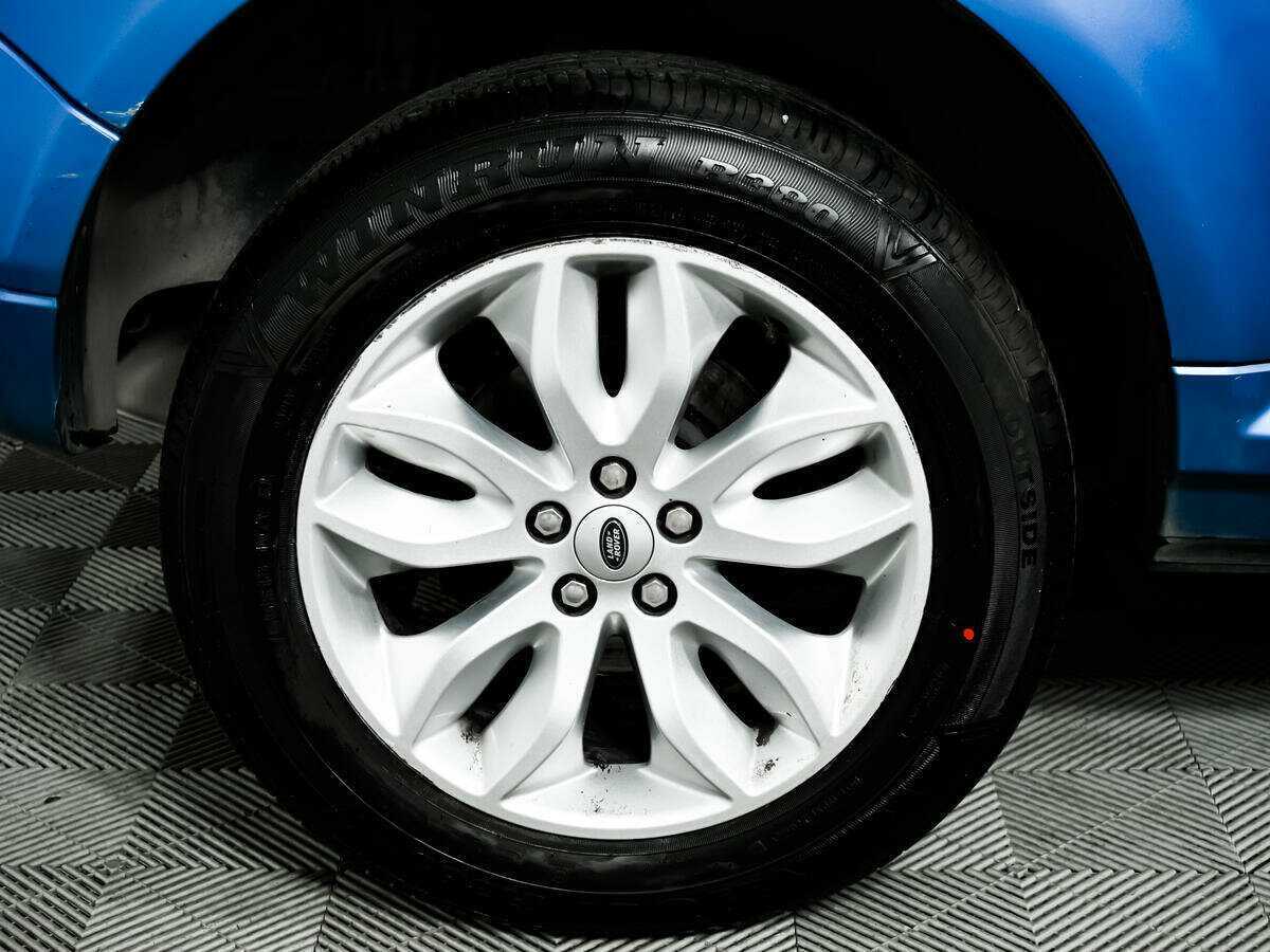 Land Rover Freelander с пробегом — 2013 год. Фото: #13