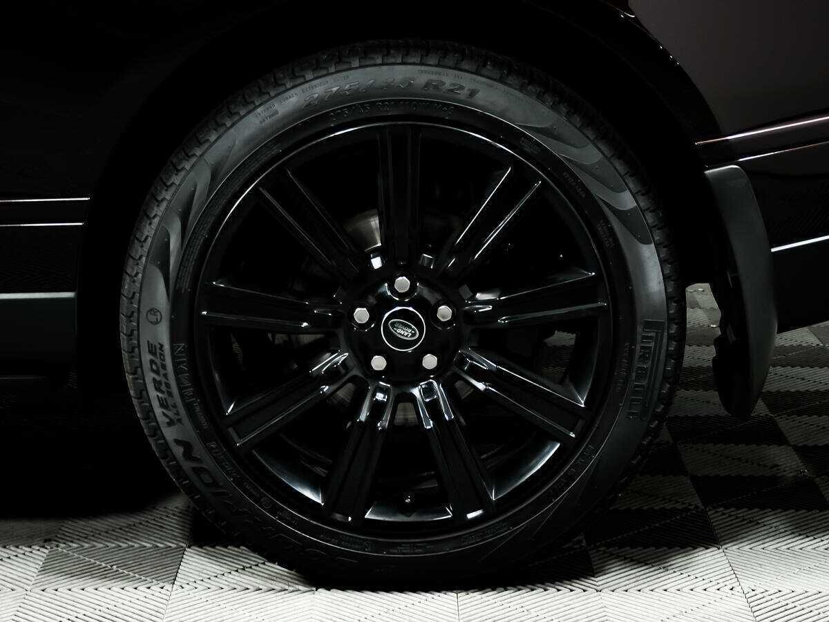 Land Rover Range Rover с пробегом — 2019 год. Фото: #11