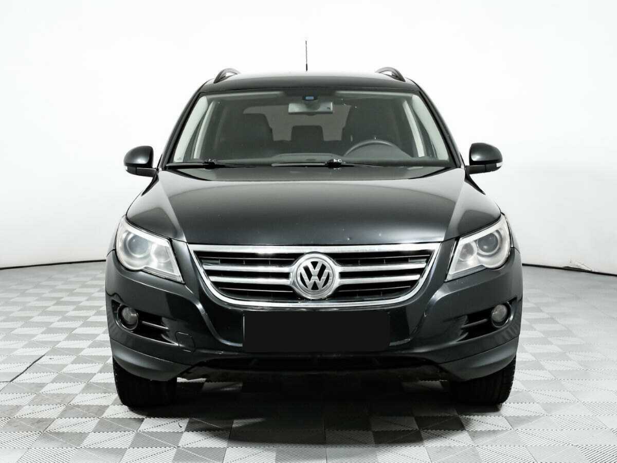 Volkswagen Tiguan с пробегом — 2008 год. Фото: #1