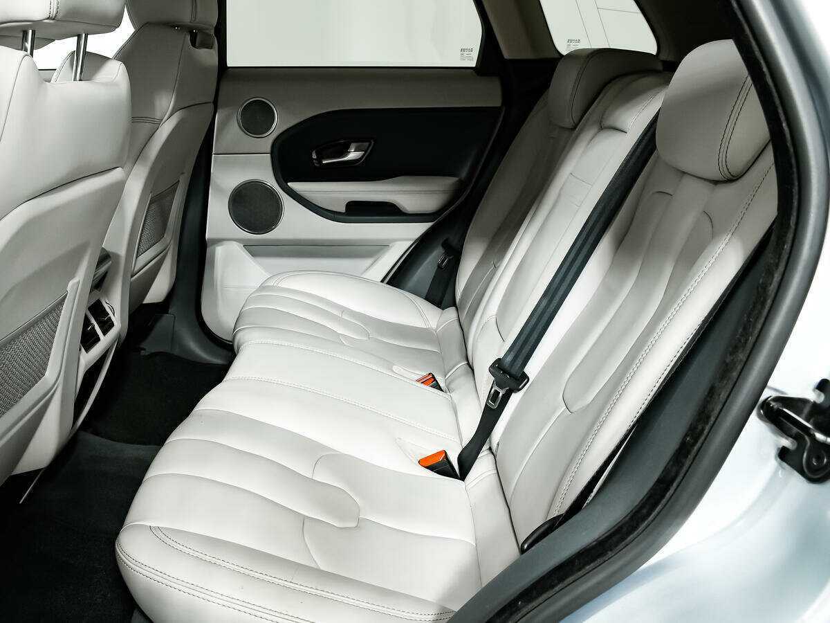 Land Rover Range Rover Evoque с пробегом — 2011 год. Фото: #11