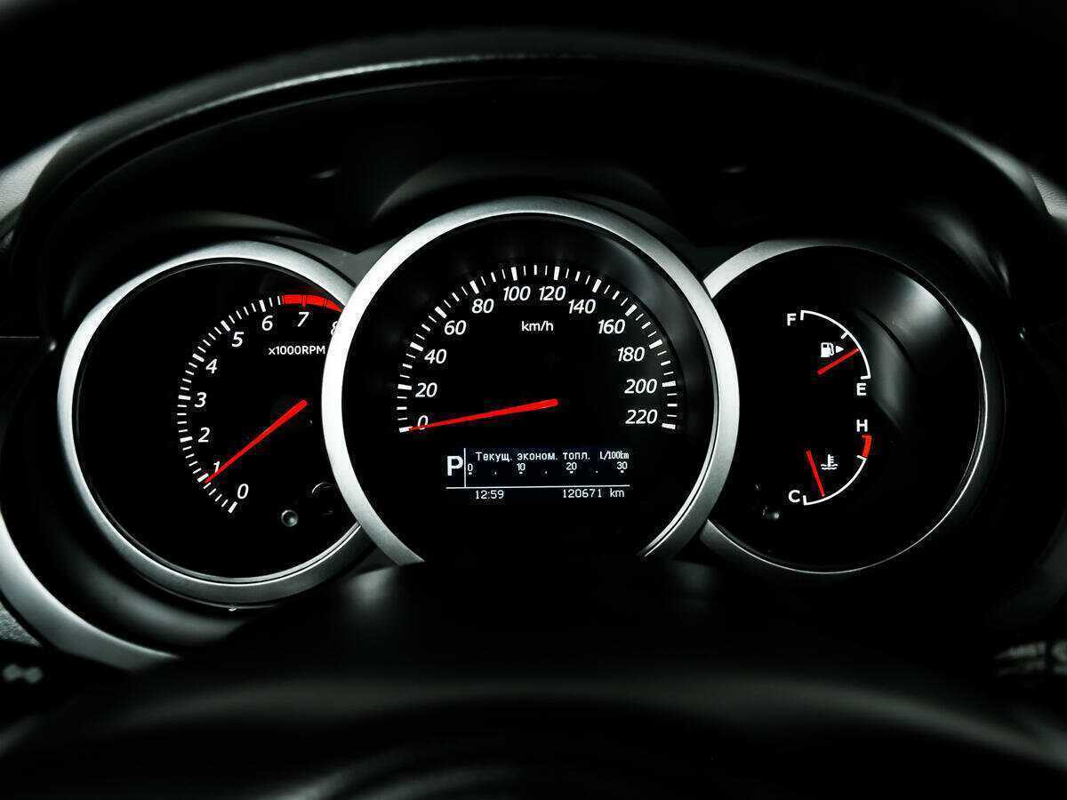 Suzuki Grand Vitara с пробегом — 2008 год. Фото: #9