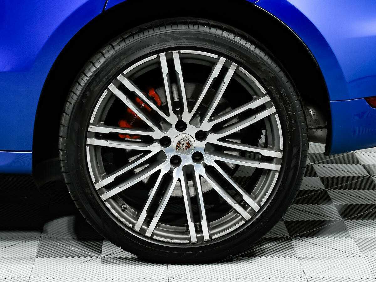 Porsche Macan с пробегом — 2014 год. Фото: #13