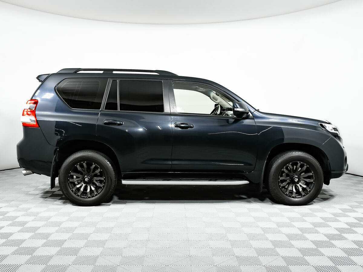 Toyota Land Cruiser Prado с пробегом — 2015 год. Фото: #3