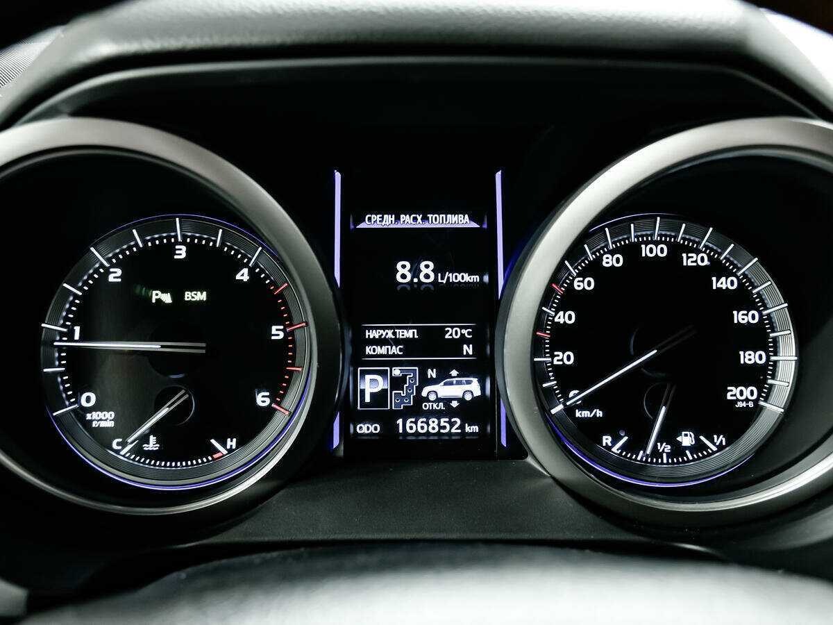 Toyota Land Cruiser Prado с пробегом — 2015 год. Фото: #9