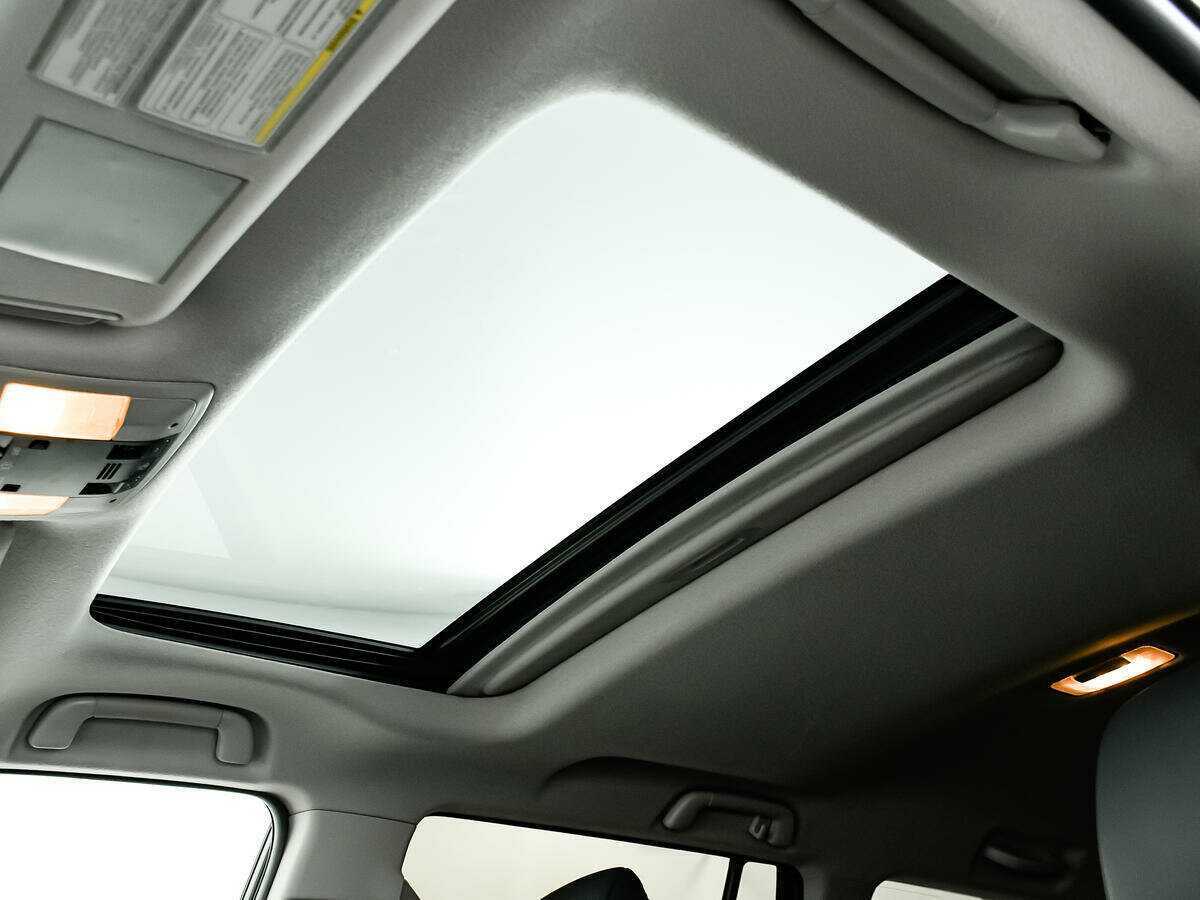 Toyota Land Cruiser Prado с пробегом — 2015 год. Фото: #15