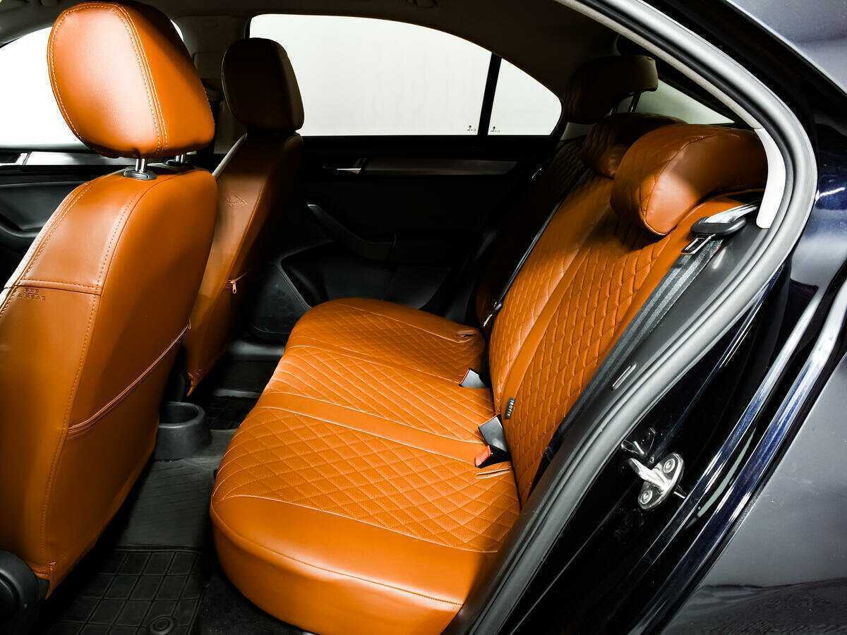 Skoda Rapid с пробегом — 2018 год. Фото: #11