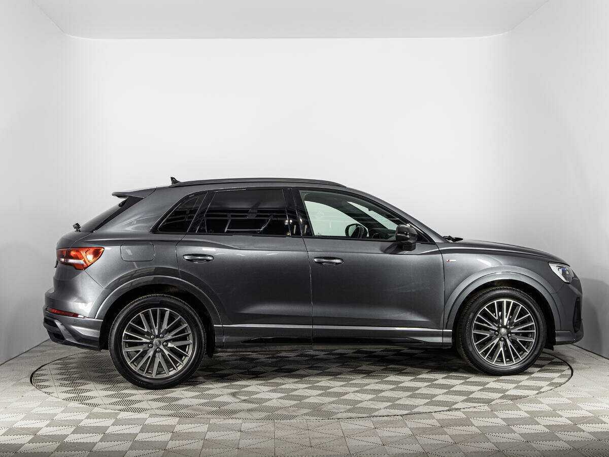 Audi Q3 Sportback с пробегом — 2019 год. Фото: #3