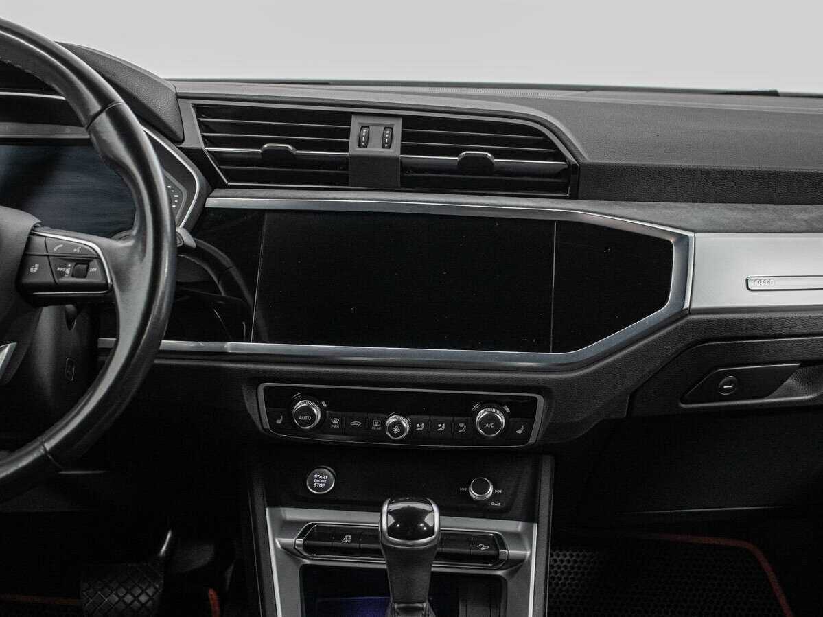 Audi Q3 Sportback с пробегом — 2019 год. Фото: #13