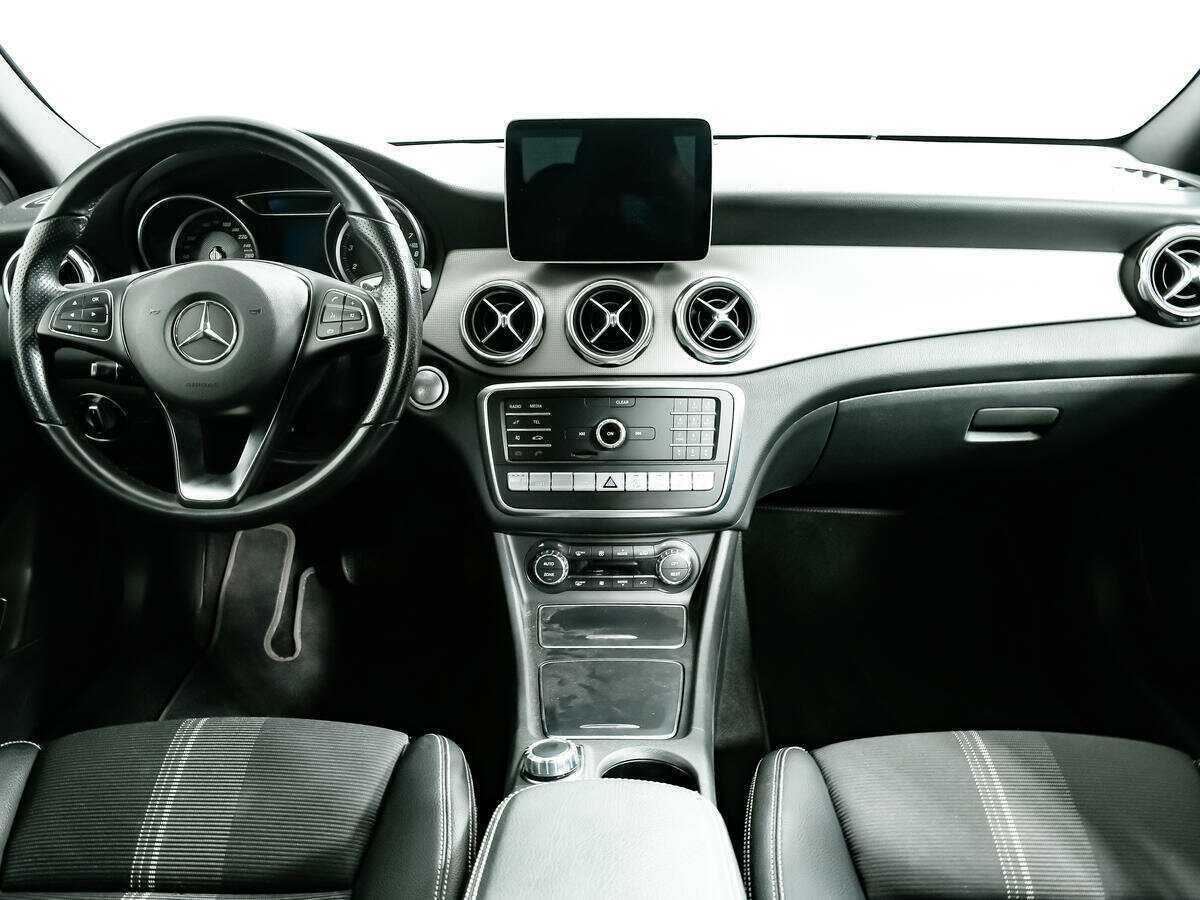 Mercedes-Benz GLA с пробегом — 2019 год. Фото: #10