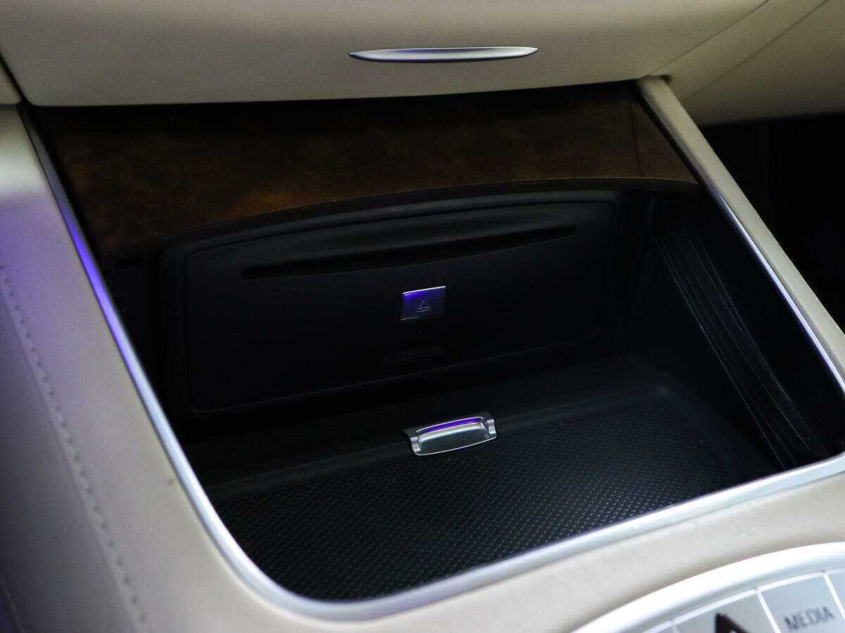 Mercedes-Benz S-Класс с пробегом — 2014 год. Фото: #28