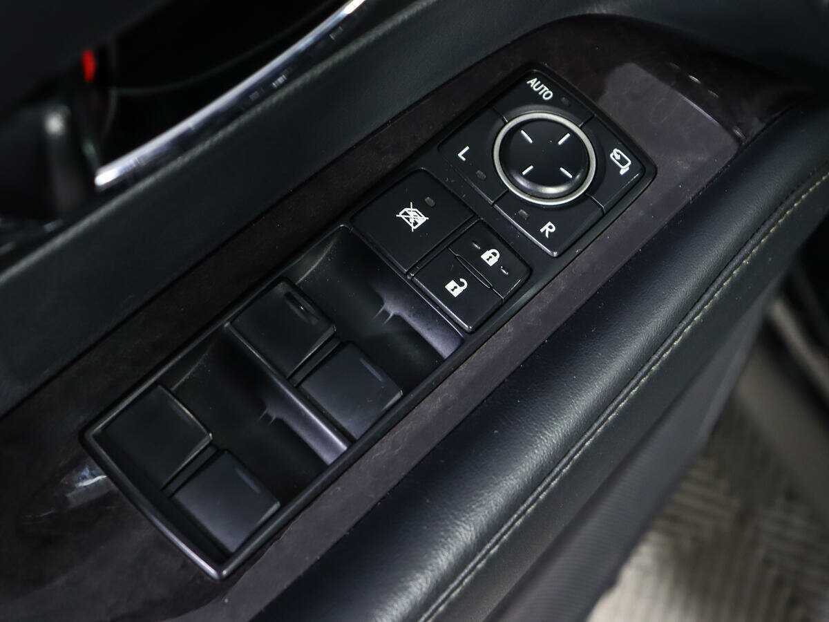 Lexus RX с пробегом — 2014 год. Фото: #13