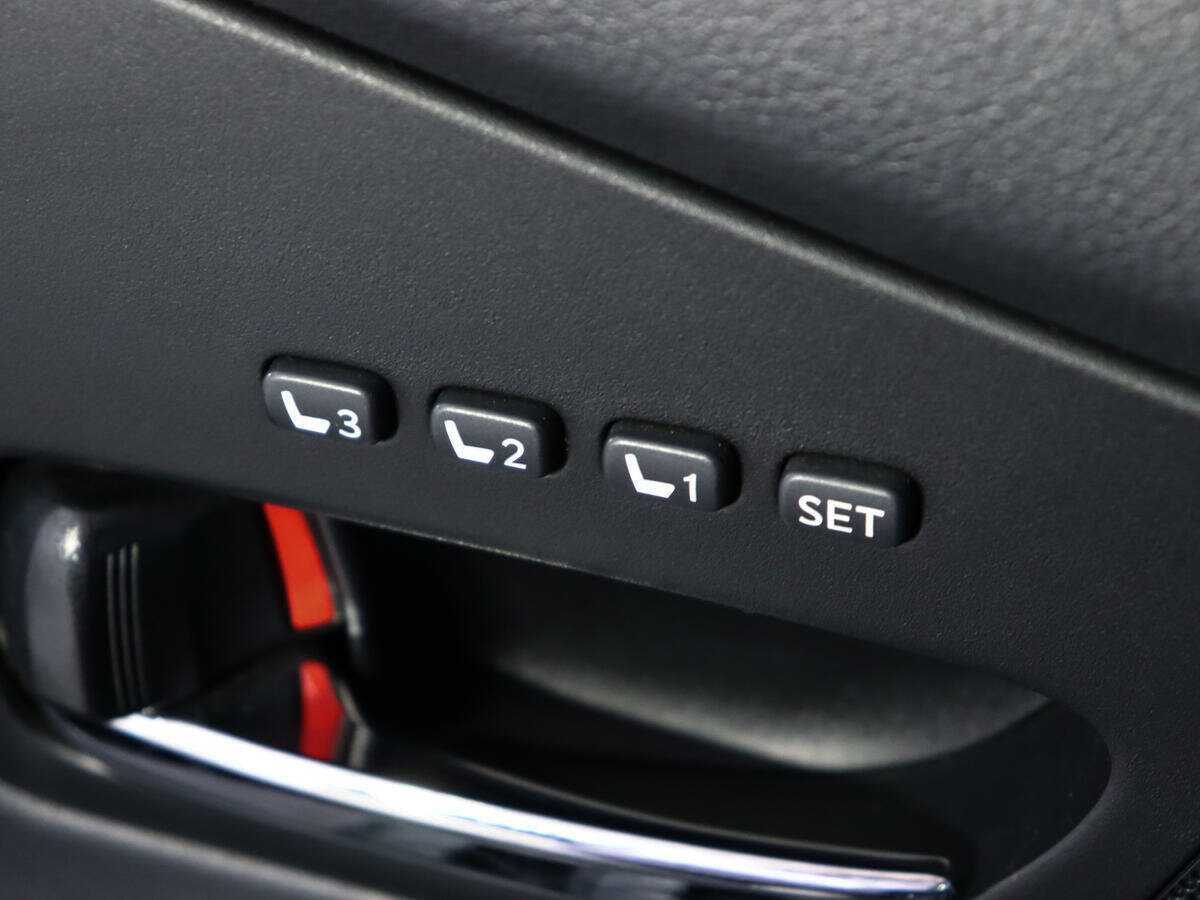 Lexus RX с пробегом — 2014 год. Фото: #14