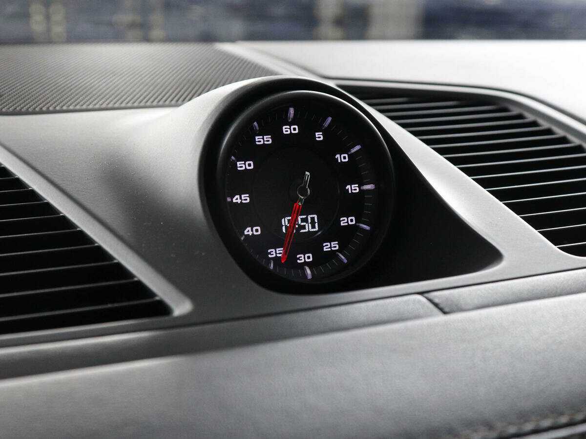 Porsche Cayenne с пробегом — 2018 год. Фото: #16