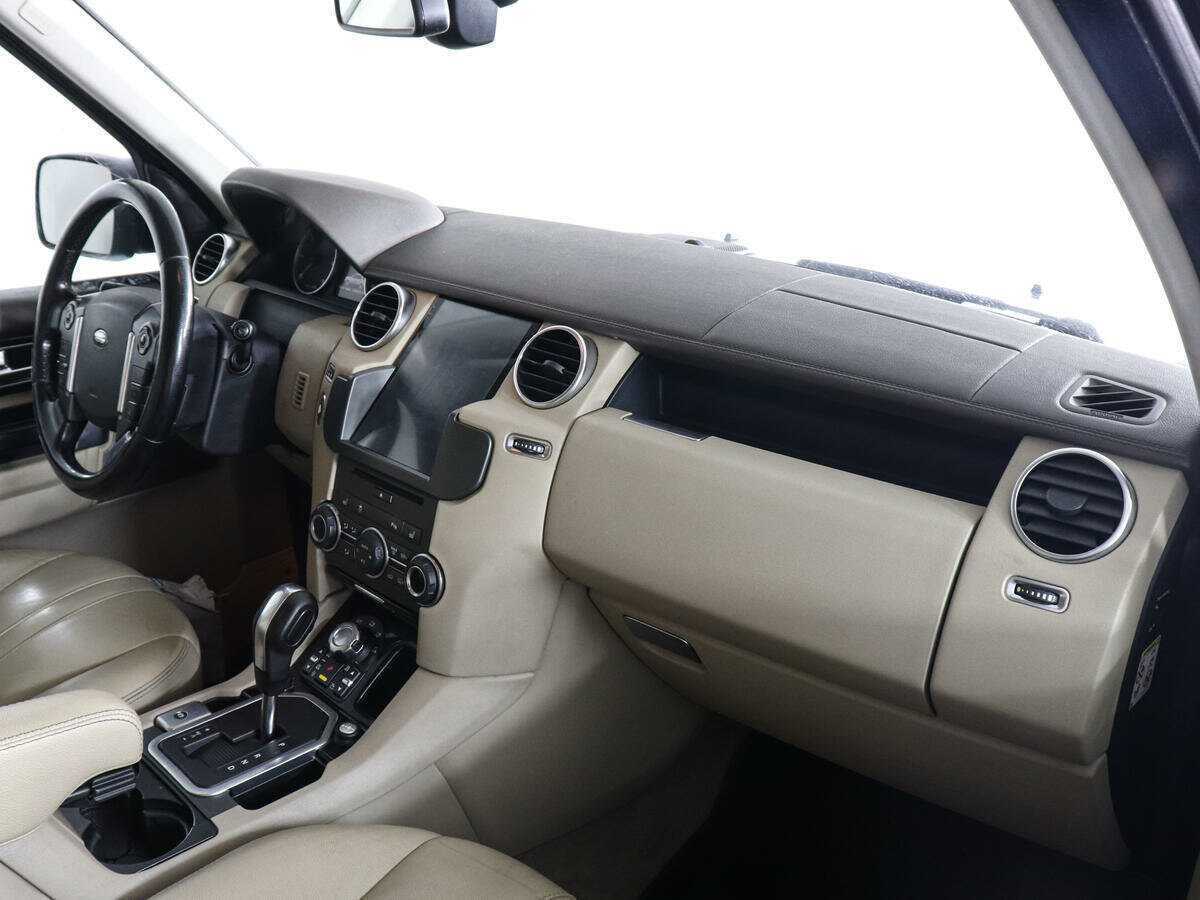 Land Rover Discovery с пробегом — 2011 год. Фото: #9