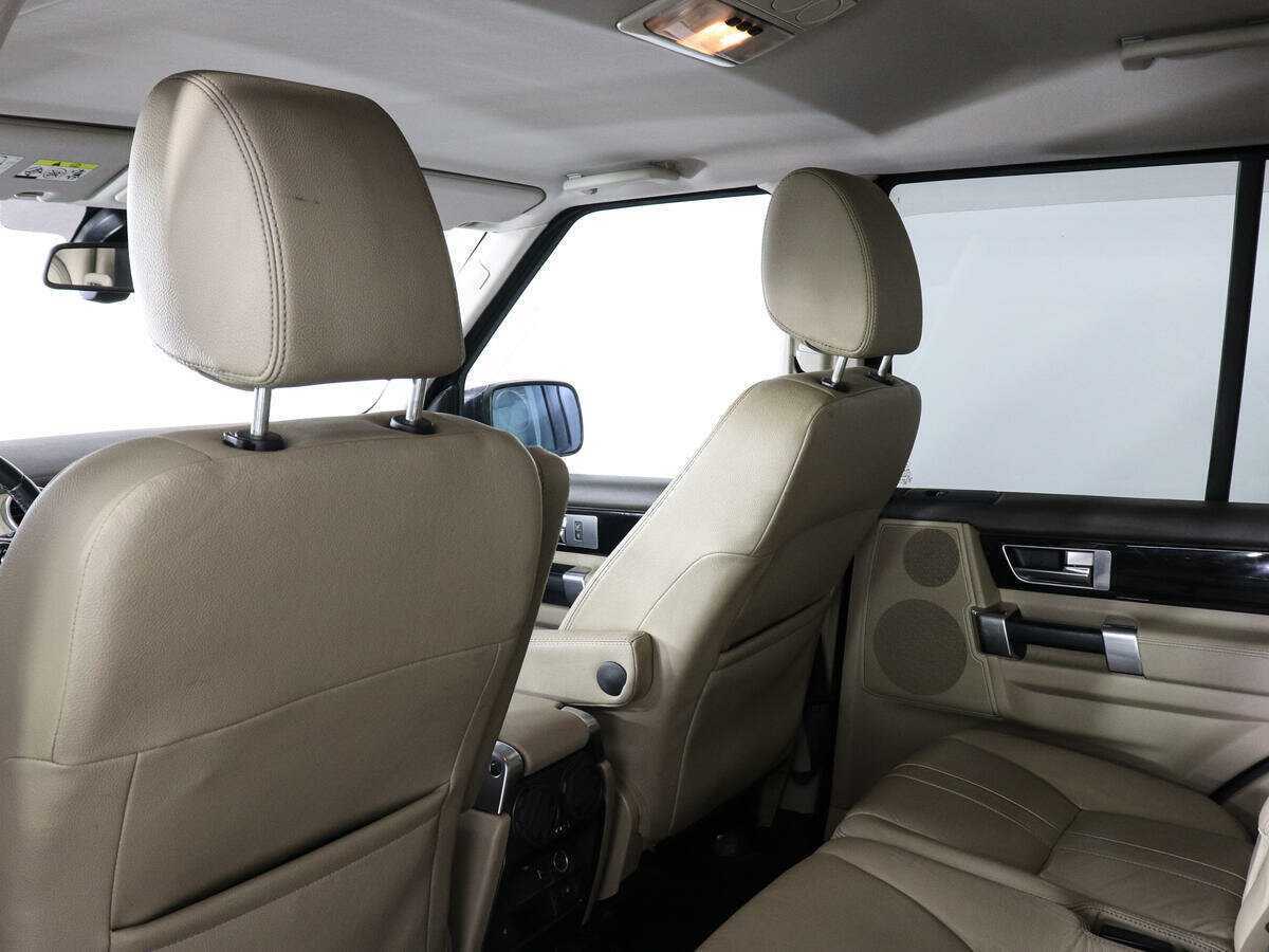 Land Rover Discovery с пробегом — 2011 год. Фото: #11