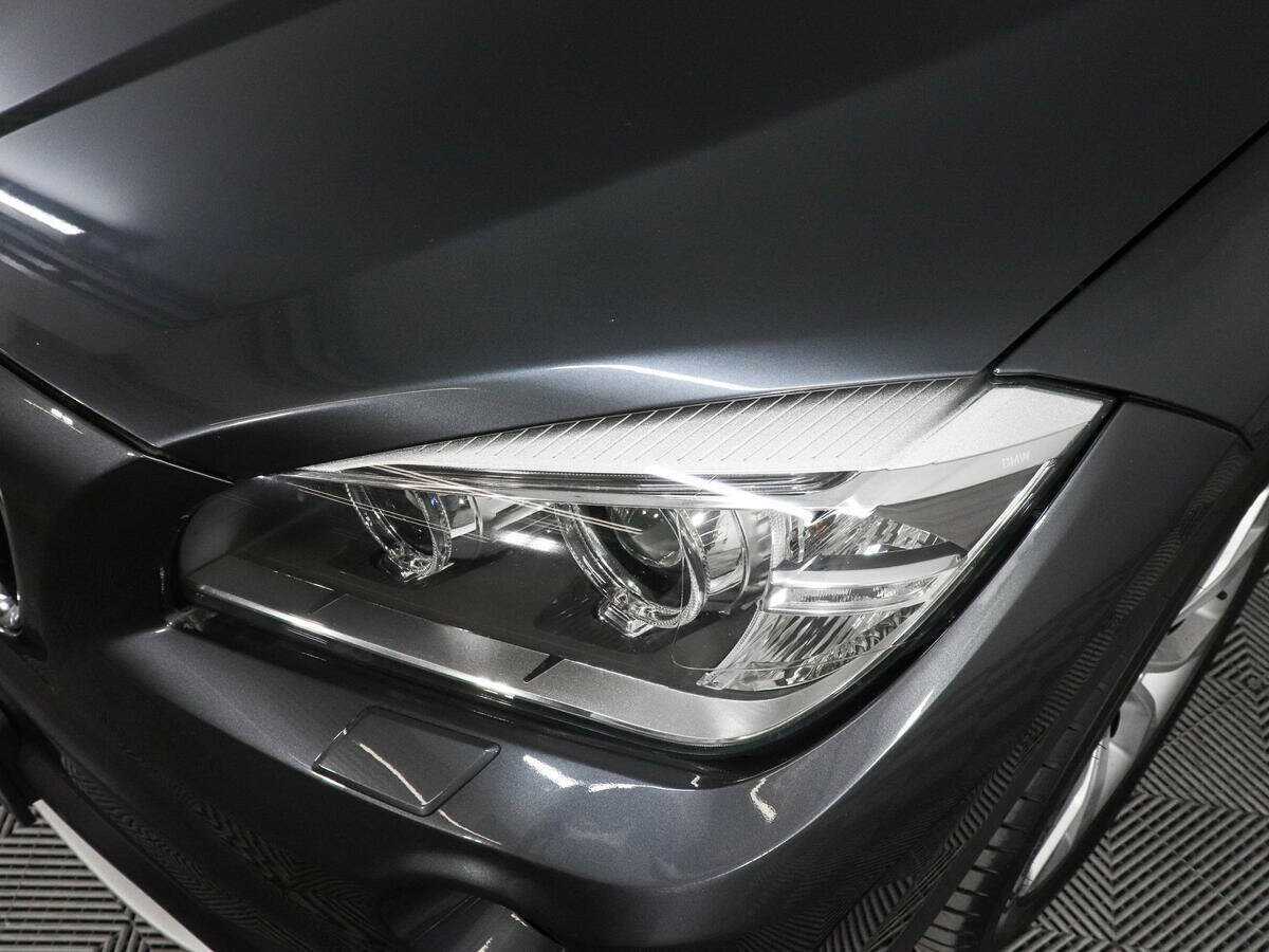 BMW X1 с пробегом — 2013 год. Фото: #6