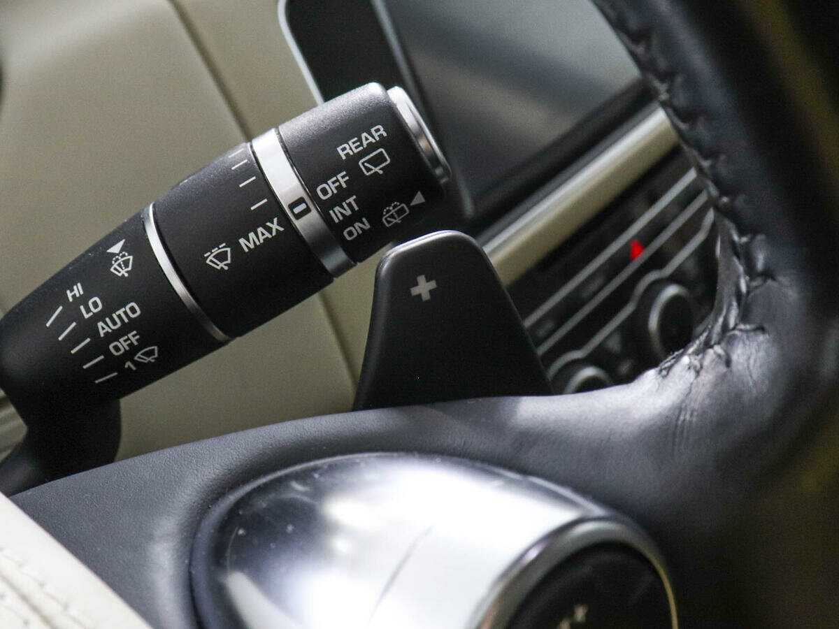 Land Rover Range Rover с пробегом — 2014 год. Фото: #13